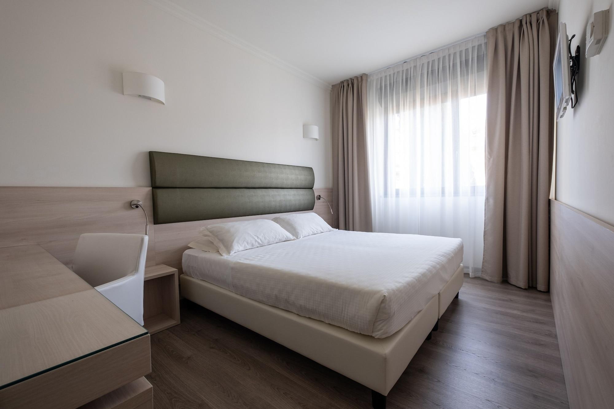 Hotel La Torretta Боллате Экстерьер фото