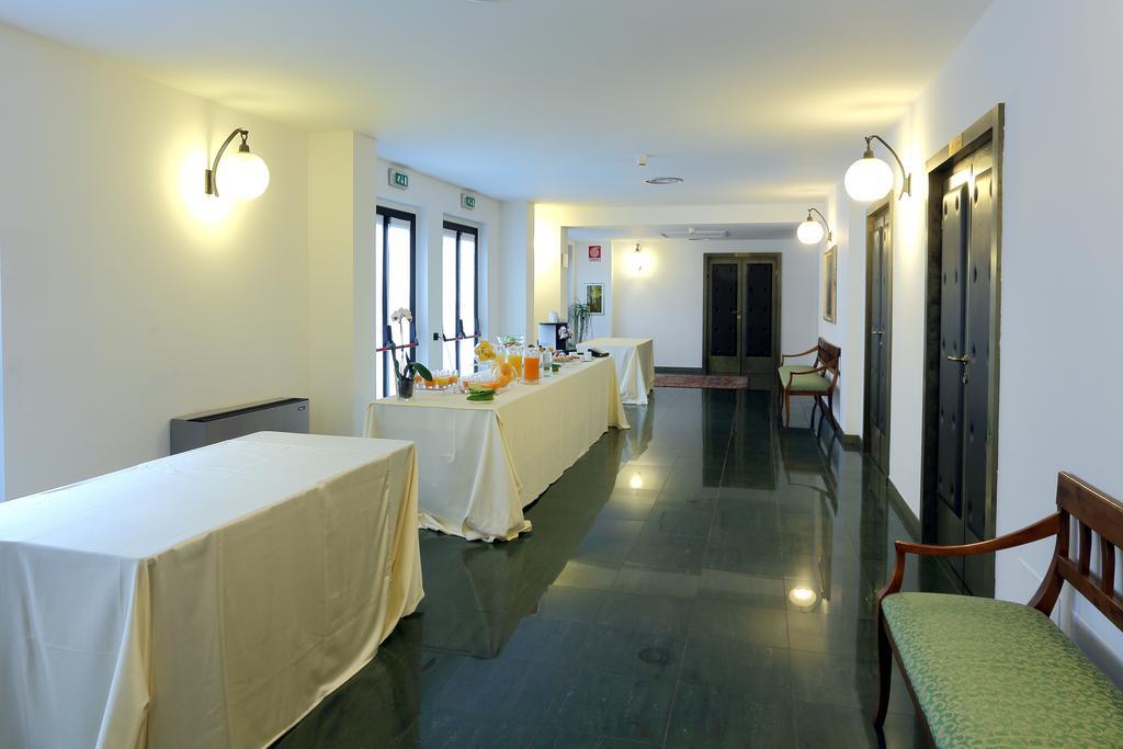 Hotel La Torretta Боллате Экстерьер фото