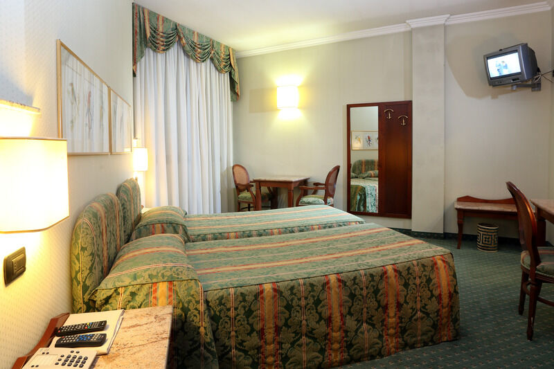 Hotel La Torretta Боллате Экстерьер фото